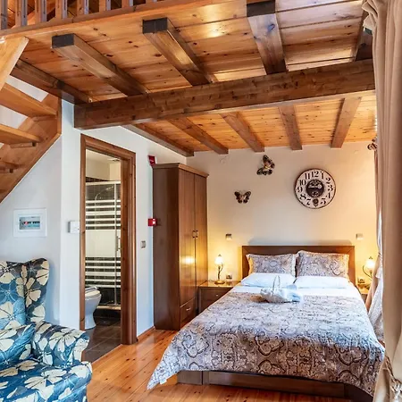 Sokaki Гостевой дом Mega Chorio